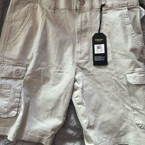 Stanley Men's Beige Cargo Shorts